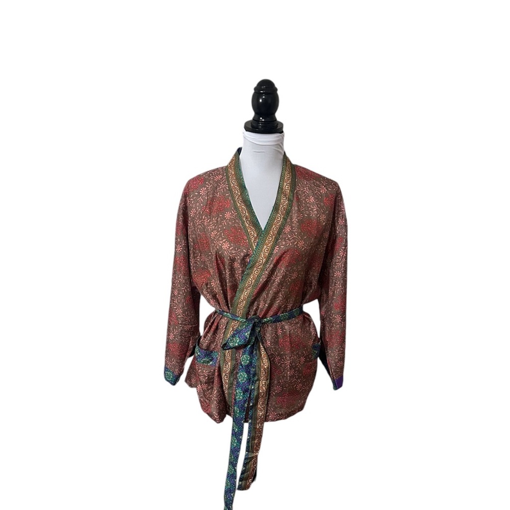 Chic Pocket Kimono with Belt.